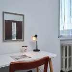 Comoblue Apartment *